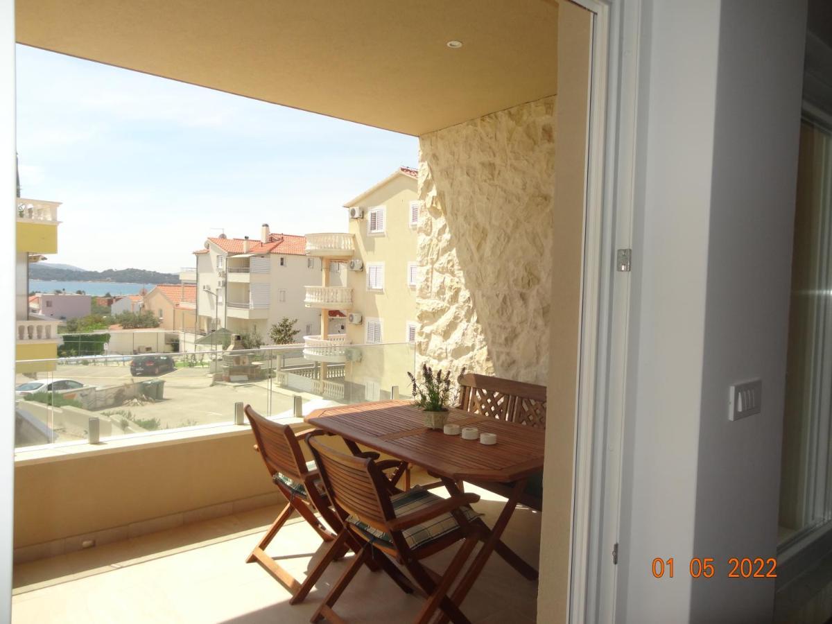 Appartement Fantazija à Vodice Extérieur photo